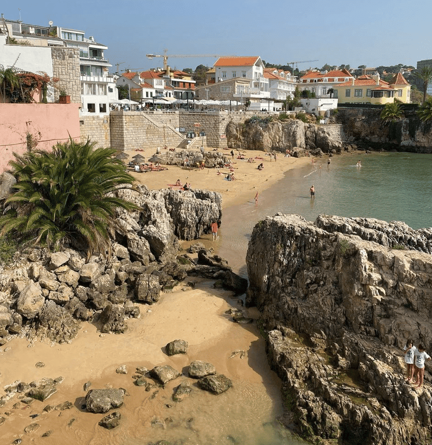 Praia da rainha à cascais, plage à Lisbonne et alentours
