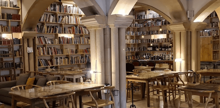 meilleur restaurant obidos portugal, restaurant cook and book à the literary book obidos portugal, restaurant parmi les livres à Obidos