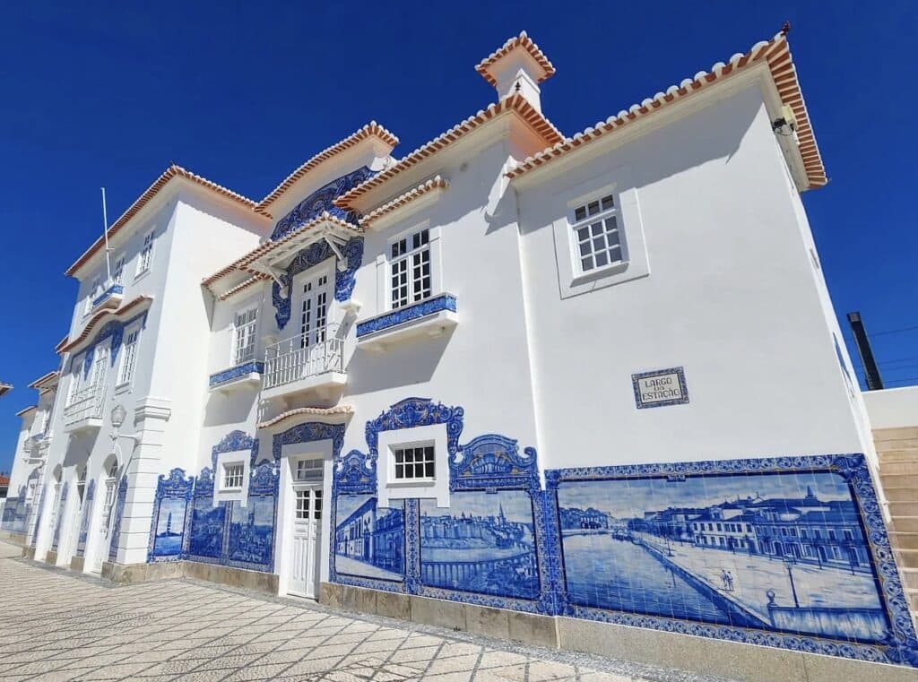 azulejos aveiro portugal, aveiro, destination lisbonne